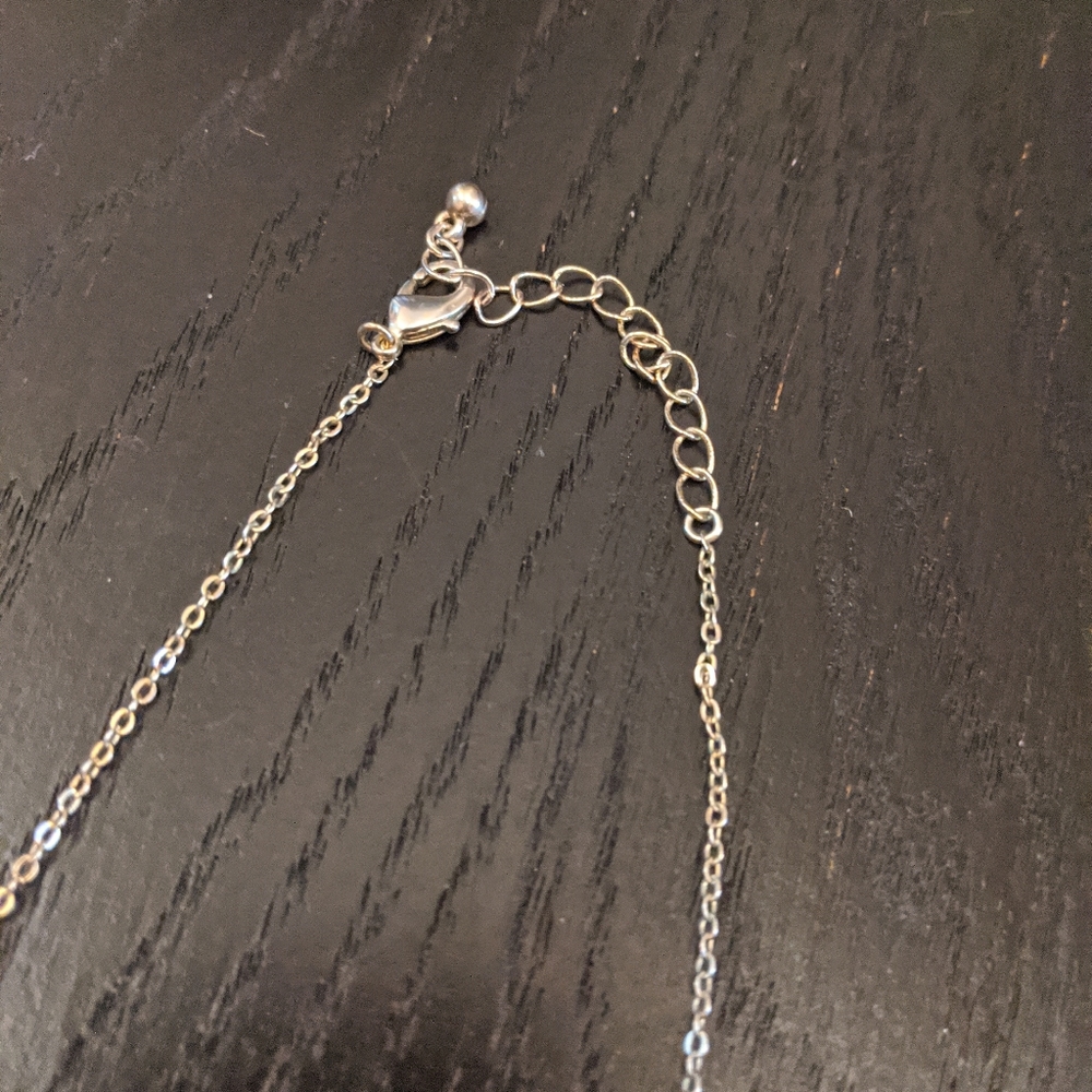 Forever 21 Gold Script "Slay" Necklace - Picture 4 of 7